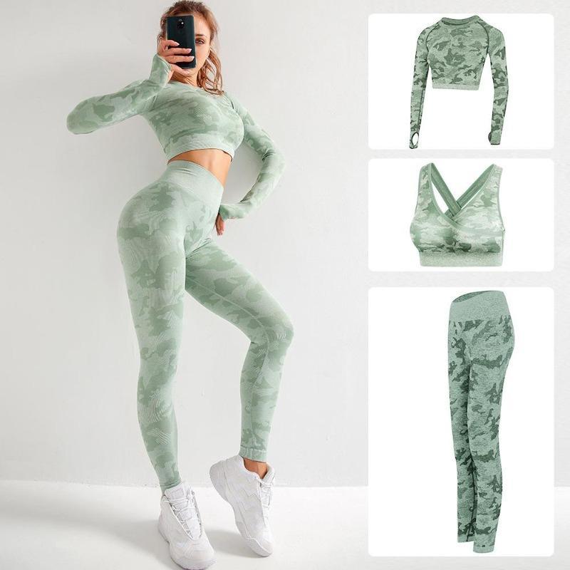 Explosive Seamless Camouflage Suit